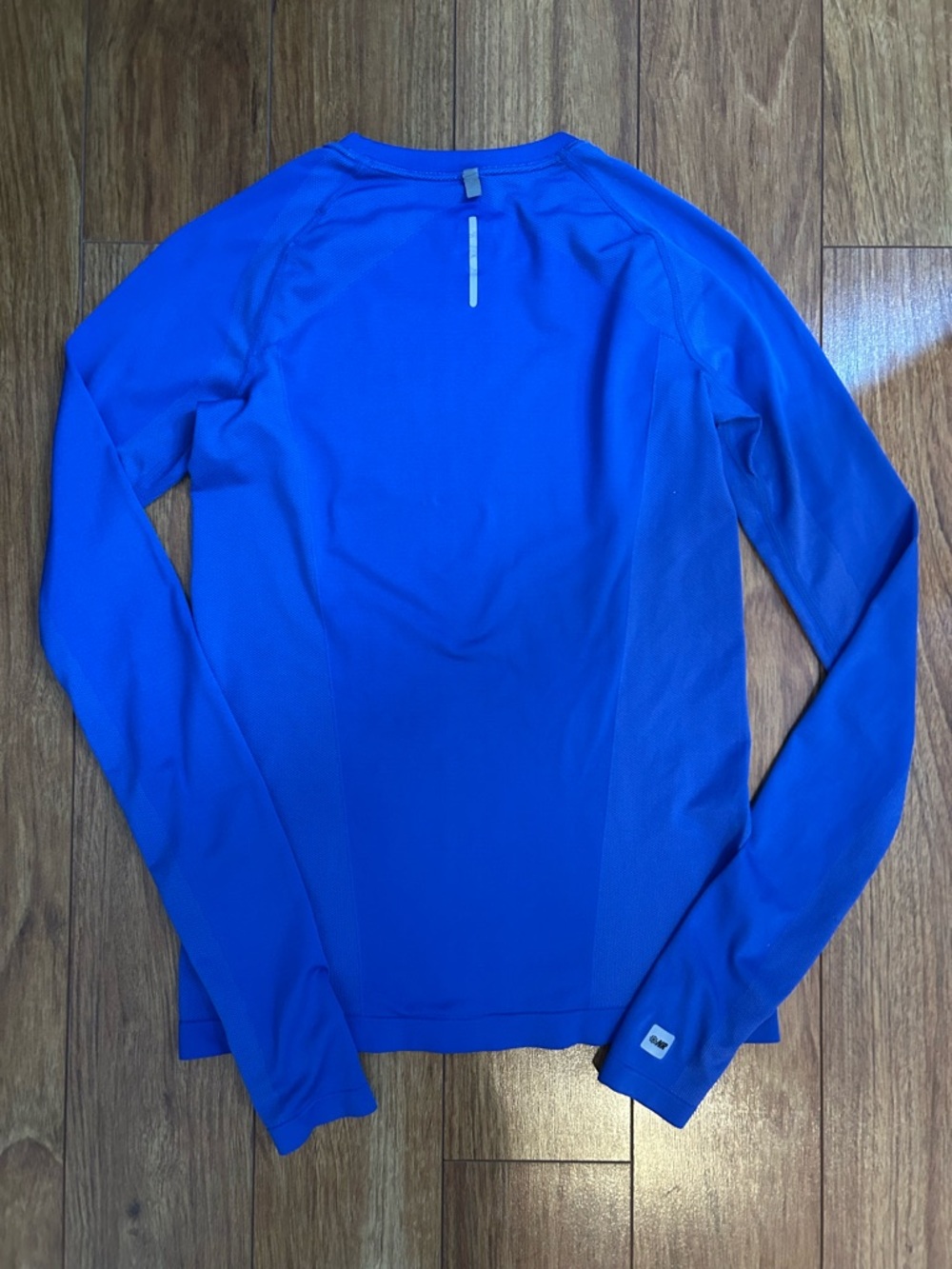 Nike Women’s Long Sleeve Dri-FIT Top - Royal/True Blue Size Small - Picture 5 of 6